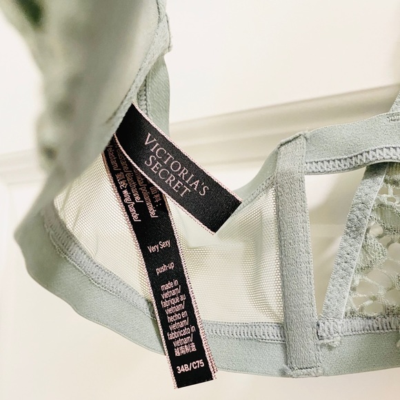 VICTORIA’S SECRET very sexy bra - Picture 9 of 10